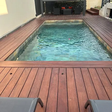 Villa Belle - *
